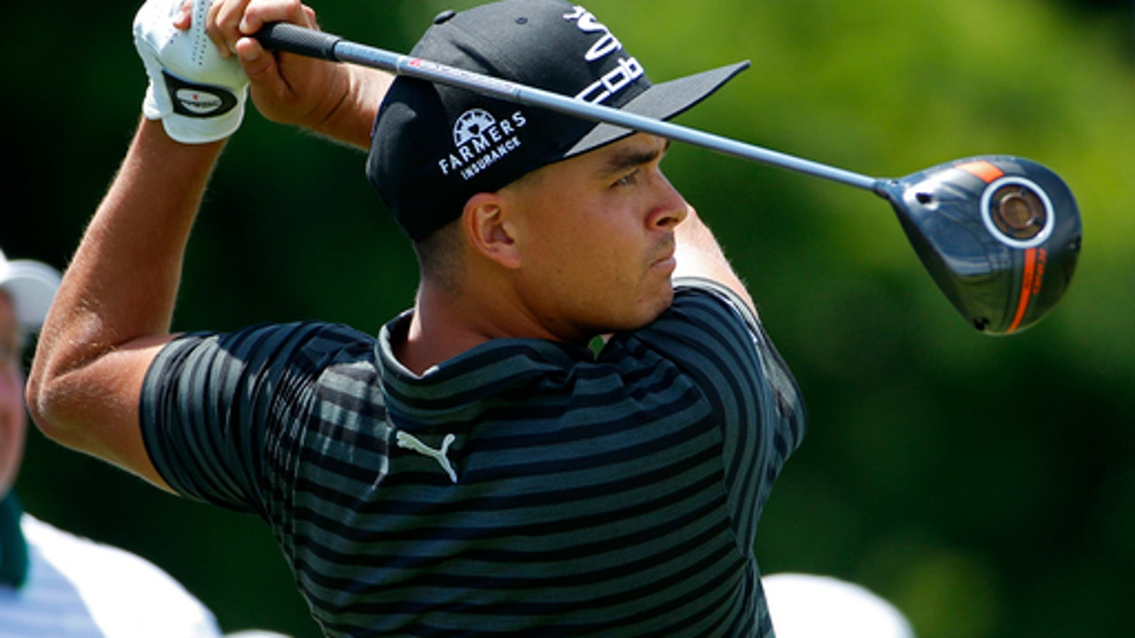 Spieth worried about too much sand in Oakmont bunkers